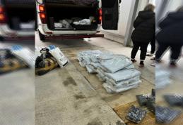 Marfă contrafăcută confiscată de polițiștii de frontieră botoșăneni - FOTO