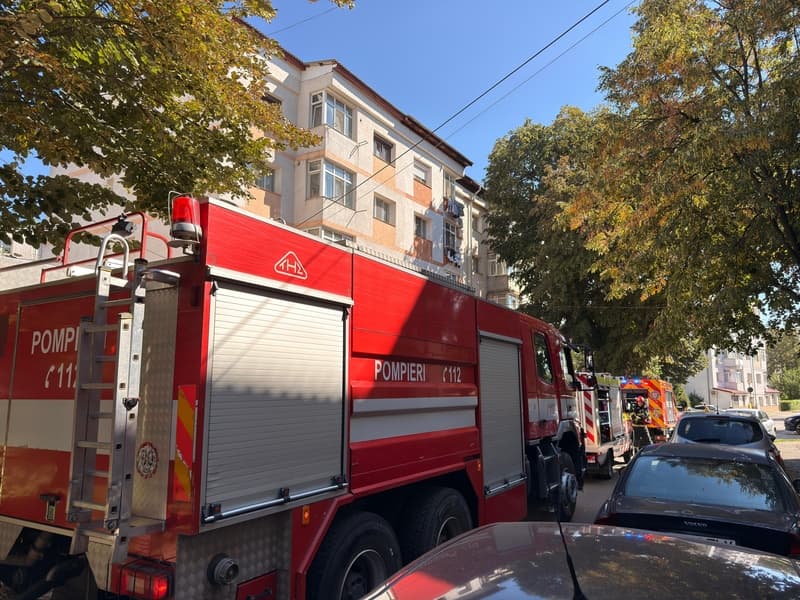 Incendiu izbucnit într-un apartament din municipiul Botoșani