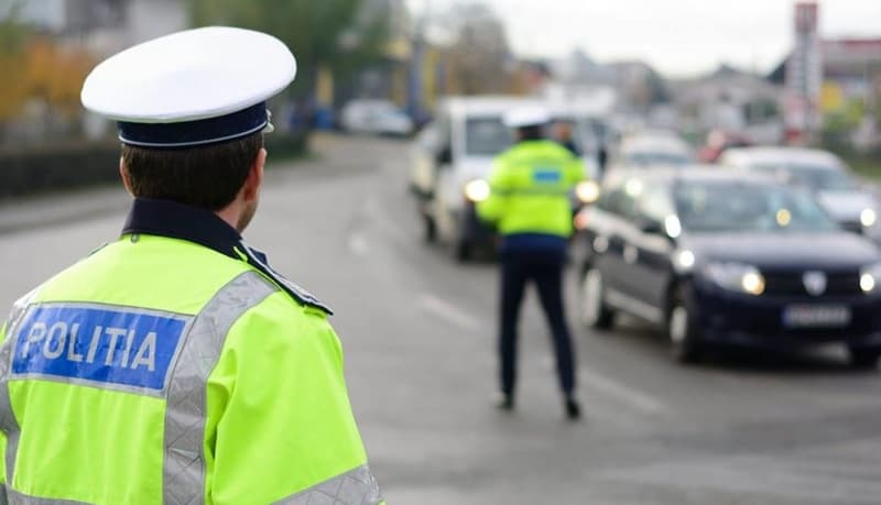 Dosar penal pentru tractarea unei remorci neînmatriculate sau neînregistrate