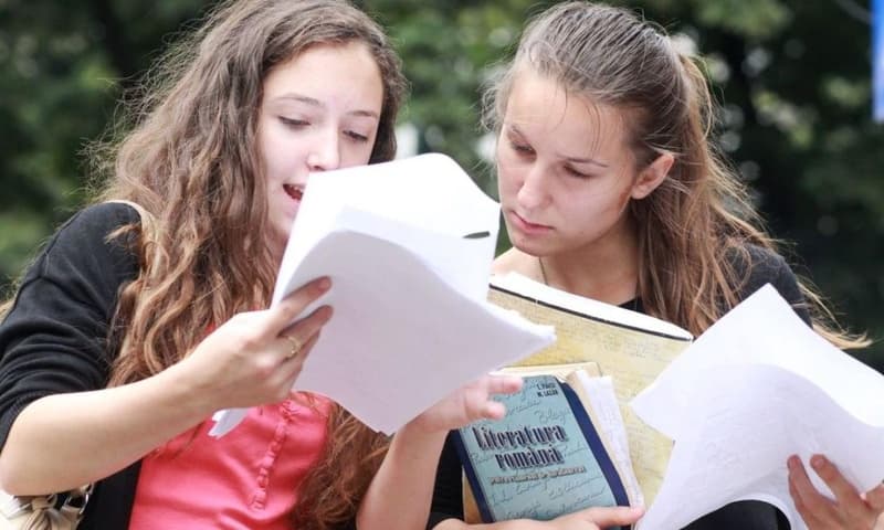 Calendarul admiterii la liceu în 2027 a fost modificat. Când are loc repartizarea computerizată