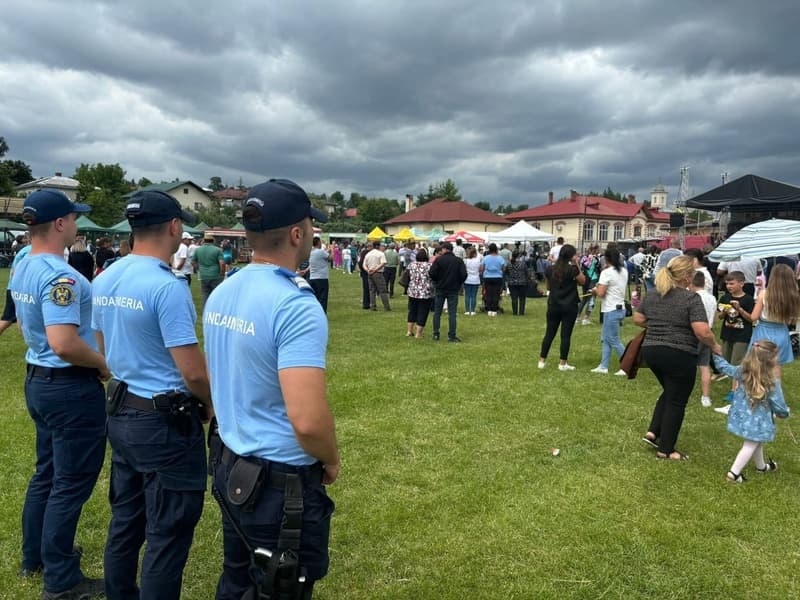 Jandarmii vor asigura ordinea și siguranța publică la manifestările cultural-artistice la Suharău, Tudora și Pomârla