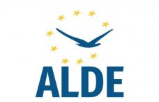 ALDE: Grija față de România și români trebuie să stea la baza politicii de stat