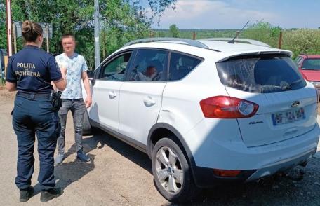 Autovehicul furat din Italia, oprit la Rădăuți-Prut