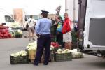 Amenzi de aproape 600.000 lei în domeniul comerţului cu, legume, fructe și carne date polițiștii bot