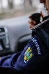 Șofer care se deplasa haotic urmărit de polițiști pentru că nu a oprit la semnal