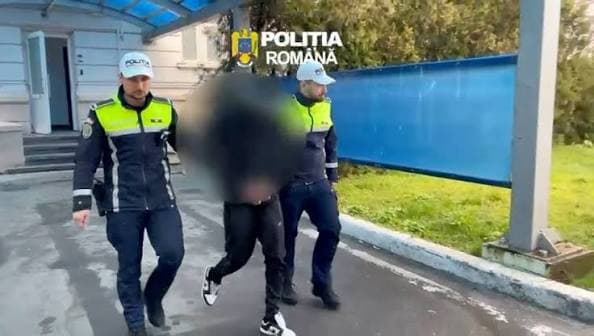 Șofer reținut 24 de ore după ce a făcut „spectacol” pe străzi