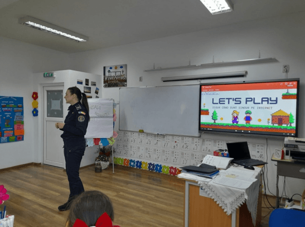 Împreună pentru siguranța online - lecție interactivă pentru elevii din Dumbrăvița