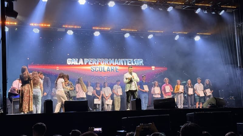 Gala Performanțelor Școlare: excelența tinerilor dorohoieni, premiată la Dorohoi