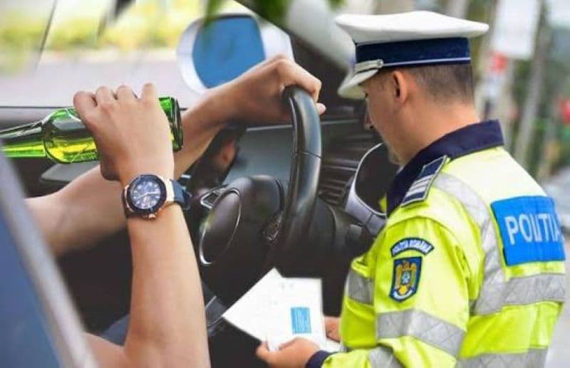 Botoșănean de 35 de ani reținut pentru conducerea unui vehicul sub influența alcoolului