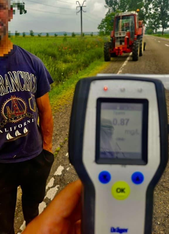 Șofer beat la volanul unui tractor neînmatriculat depistat în trafic la Ionășeni