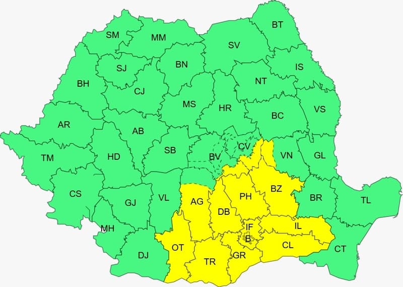 Vremea se răcește în toată țara. Meteorologii anunță ploi și lapoviță la munte
