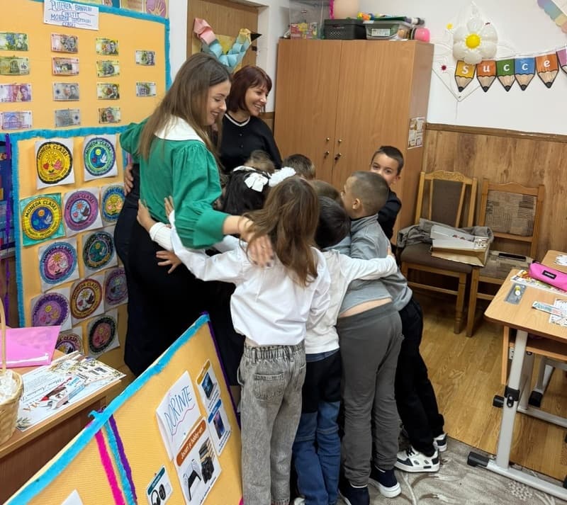 Puterea banului muncit și moneda națională la Școala Gimnazială „Gheorghe Popovici” Lozna - FOTO