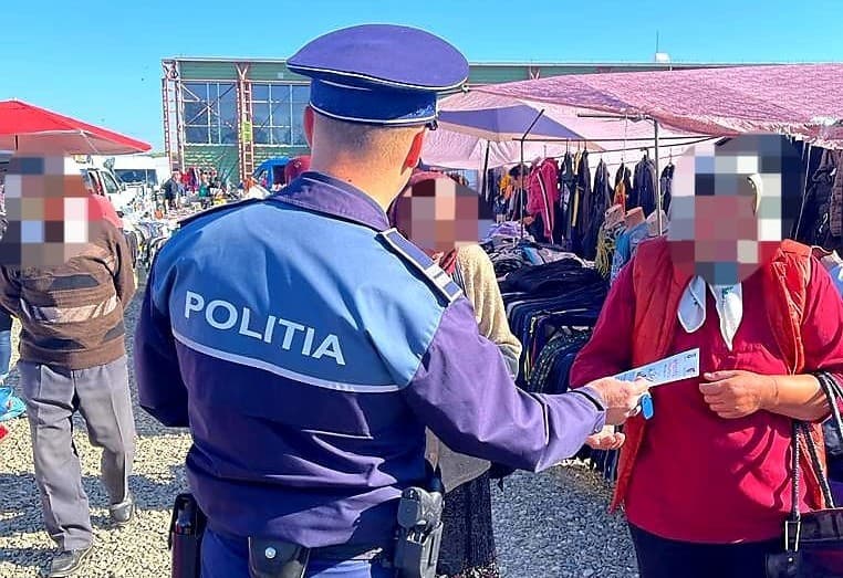 Acțiune pentru prevenirea furturilor din buzunare desfășurată în zona Pieței Centrale