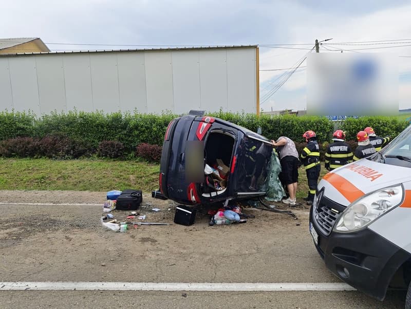 Două femei au ajuns la spital în urma unui accident rutier