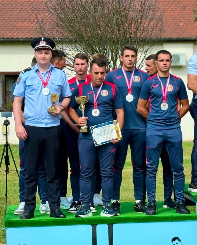 Pompier botoșănean campion național la „Pista cu obstacole”