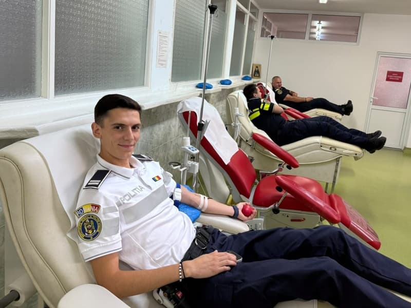 UN GEST SIMPLU POATE ÎNSEMNA O ȘANSĂ LA VIAȚĂ - FOTO
