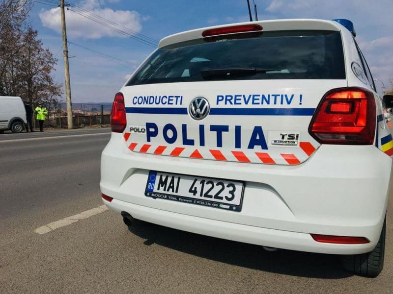 Depistat la volan pe o stradă din Dorohoi deși nu avea acest drept