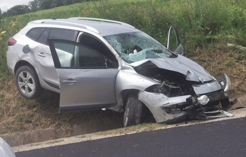 Accident la Hilișeu Horia! Conducătoarea auto și un copil de 10 ani au ajuns la spital