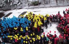 1200 de baloane tricolore pentru Ziua Naţională a României la CN Mihai Eminescu Botoşani! - FOTO 