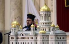 Patriarhul Daniel, cu ochii pe Arsenie Boca. Cozile de la Prislop s-ar putea muta la București dacă moaștele vor reuși să fie aduse la Catedrala Neamu