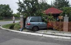 Panică la masa de prânz. O familie s-a trezit cu o maşină pe grătar