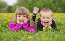 Cele mai frecvente boli care îi afectează pe copii vara