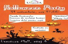 E Halloween Party la Uvertura Mall