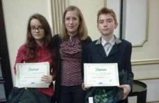 Elevi ai Școlii Gimnaziale „Alexandru Ioan Cuza” Dorohoi prezenți la Gala Voluntarilor - FOTO