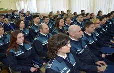 32 de agenţi de poliţie încadraţi la IPJ Botoşani au depus astăzi jurământul de credinţă