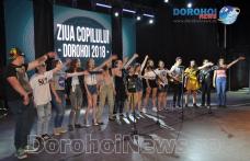 „Noi suntem viitorul” – Imnul municipiului Dorohoi compus și interpretat de un grup de tineri – VIDEO / FOTO