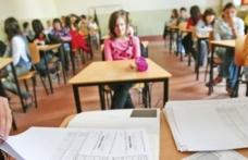 Elevii claselor a VIII-a termină astăzi cursurile. Luni, încep examenele