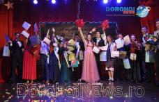 Miss și Mister Boboc 2018: Emoții și energie la Balul Bobocilor organizat de Seminarul „Sf. Ioan Iacob” Dorohoi – VIDEO/FOTO