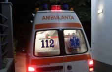 Alertă într-o comună din județul Botoșani! Șase copii ai unei familii luați cu ambulanțele la spital