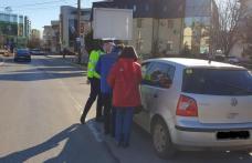 Conducătoarele auto din Botoșani amendate cu mărţişoare - FOTO