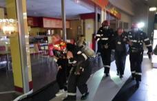 Planul ROŞU de intervenţie activat în incinta Shopping Center - Carrefour Botoșani. Zeci de pompieri în alertă - FOTO