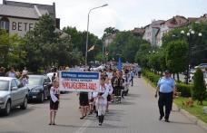 Culoare și tradiție la parada costumelor populare din cadrul Festivalului Internațional „Mugurelul” 2019 - FOTO