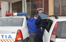 Patru minori din Suharău au ajuns în arest, după ce au agresat şi vandalizat casa unui consătean