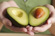 Avocado, mai mult decât un fruct. De ce nu trebuie sa abuzam de el...