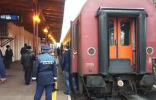 Bărbați reținuți după ce au furat un rucsac dintr-un tren staționat în gara Botoșani