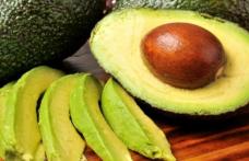 Sănătatea din farfuriile noastre: un avocado pe zi previne colesterolul rău