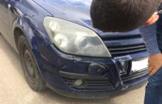 Permis reţinut şi dosar penal pentru un şofer care şi-a reparat singur maşina după accident