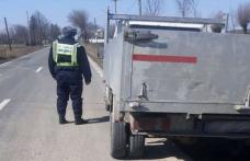 Autovehicul înmatriculat în Portugalia, depistat pe raza localităţii de frontieră Mihăileni, cu documente false