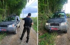 Poliţiştii de frontieră din Dorohoi au depistat un tânăr fără permis de conducere la volanul unui autoturism neînmatriculat