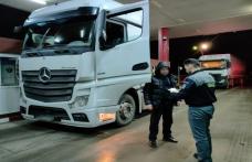 Camion fără drept de circulație pe drumurile publice, descoperit în trafic de polițiștii de frontieră