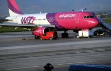 Două avioane cu pasageri la bord s-au lovit pe Aeroportul Suceava