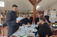 Atelier de formare catehetică pentru preoții din Protopopiatele Dorohoi și Darabani - FOTO