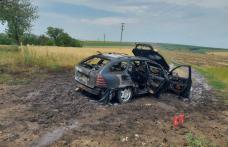 Mașină distrusă într-un incendiu, pe DN 29