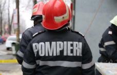 Incendiu produs pe acoperișul unui magazin din Centrul Vechi al municipiului Botoșani