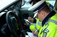 Aproximativ 50 de permise de conducere și certificate de înmatriculare reținute de polițiști în weekendul care a trecut