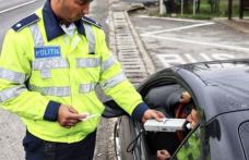 Tânăr din Dersca depistat fără permis și băut la volan, scos din trafic de polițiști